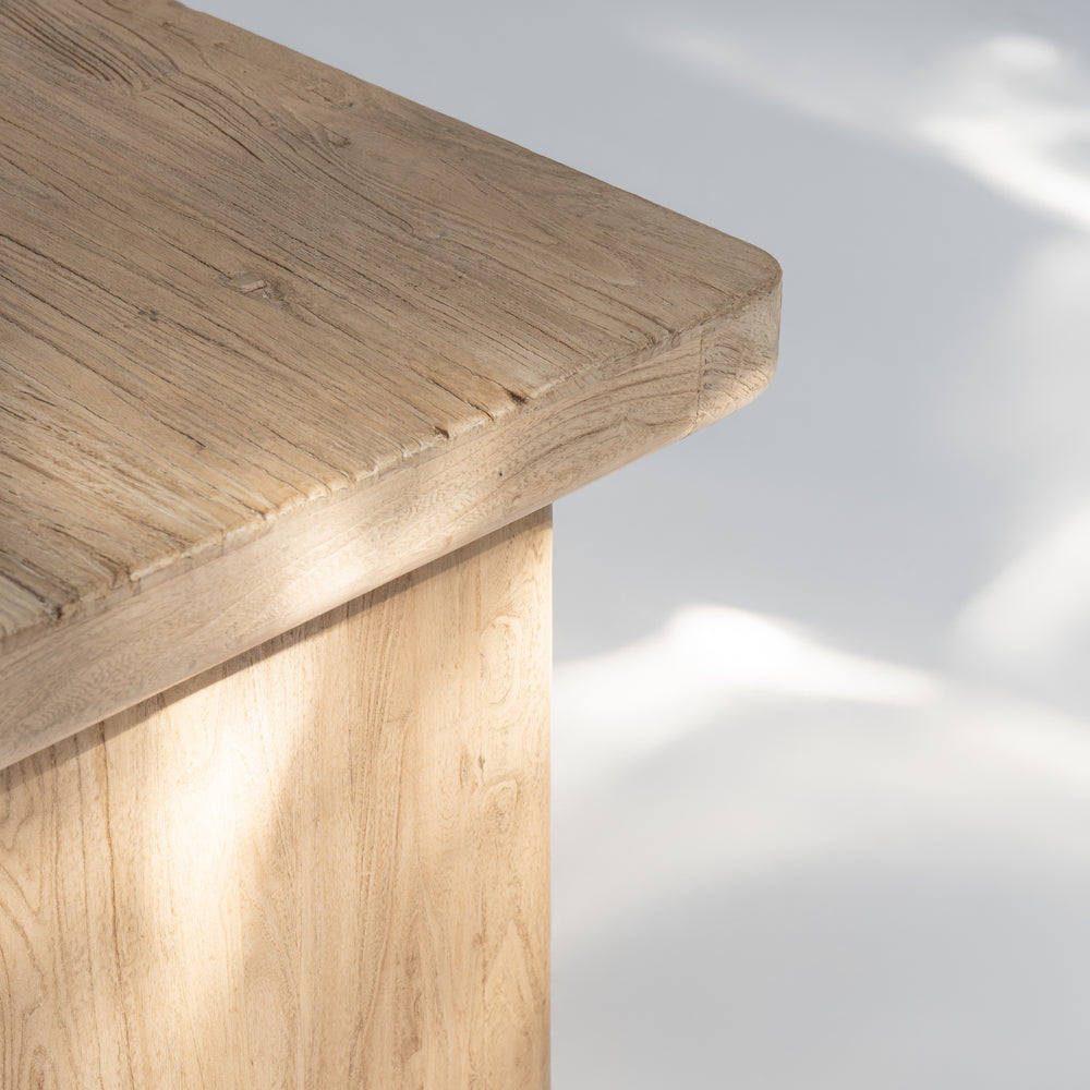 Hortense | Square table